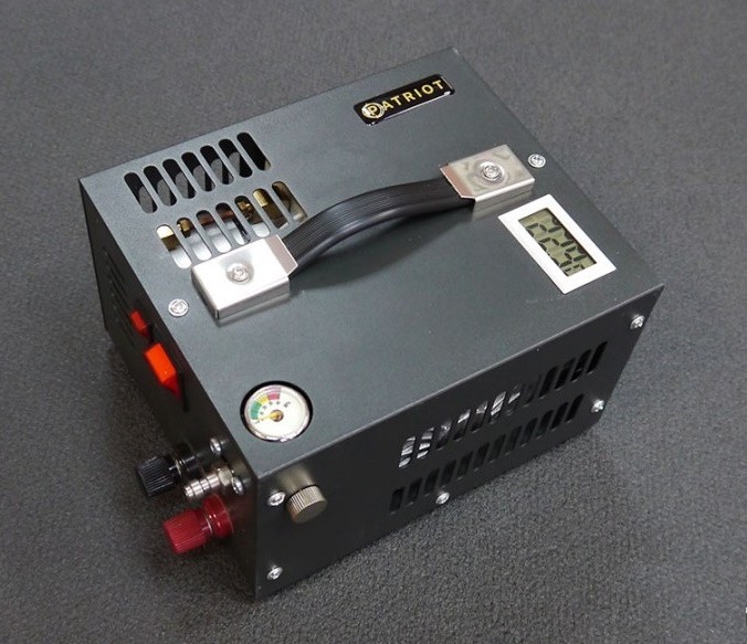 Компрессор компактный E12A «Тайфун» 250 атм + адаптер 220/12 В, изображение 3